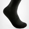 Ein schwarzen Sportsocken gepolstert von TRYIT am Fuß mit geripptem Schaft und Fersenpolsterung.
