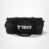 Schwarze Sporttasche mit weißem "TRYIT"-Logo in der Mitte auf der Tasche.
