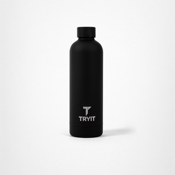 Schwarze Edelstahl-Trinkflasche mit weißen „TRYIT“-Logo und schwarzem Schraubverschluss.