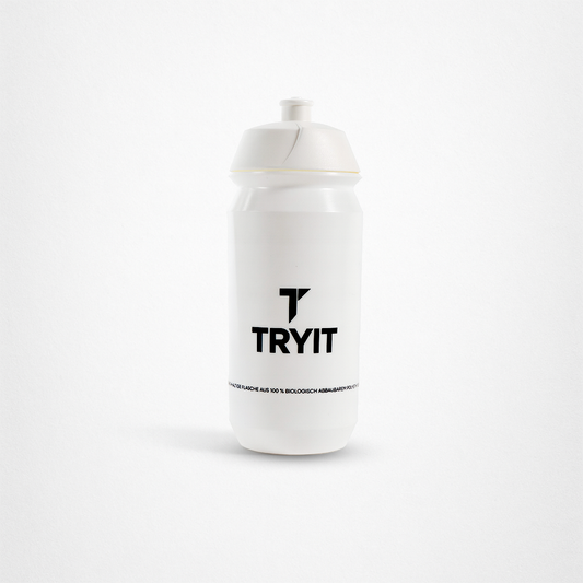 Weiße Sportflasche mit schwarzem "TRYIT"-Logo.